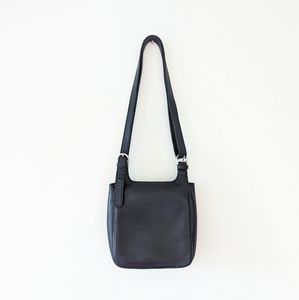 90's Vintage leather black crossbody bag